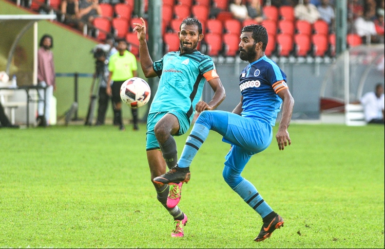 ބޮޑު މޮޅާ އެކު ނިއު އެއް ވަނަ އަށް