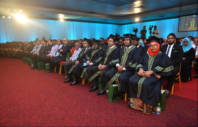 އައިޔޫއެމްގެ ލެކްޗަރާއިން ޓީޗިން ހަދަން މުއްދަތެއް