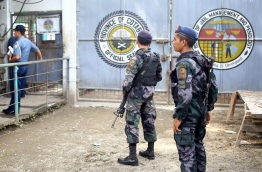 More than 150 inmates of the southern Philippine jail escaped when suspected Muslim rebels stormed the dilapidated facility in a pre-dawn raid on Janaury 4, killing one guard, authorities said. / AFP PHOTO / FERDINANDH CABRERA