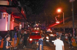 A shooting erupted at an electronic music festival in the Mexican resort of Playa del Carmen early Monday, leaving at least five people dead and sparking a stampede, the mayor said. Fifteen people were injured, some in the stampede, after at least one shooter opened fire before dawn at the Blue Parrot nightclub during the BPM festival. / AFP PHOTO / VICTOR VARGAS / MAXIMUM QUALITY AVAILABLE