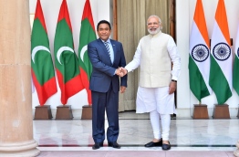 President Yameen (L) meets Indian PM Narendra Modi during an official visit to India in April 2016. FILE PHOTO/PPRESIDENT'S OFFICE