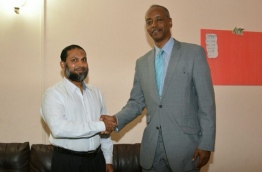 Adhaalath Party leader Sheikh Imran Abdulla (L) meets UN Senior Adviser on Political Affairs Tamrat Samuel. PHOTO/ADHAALATH PARTY