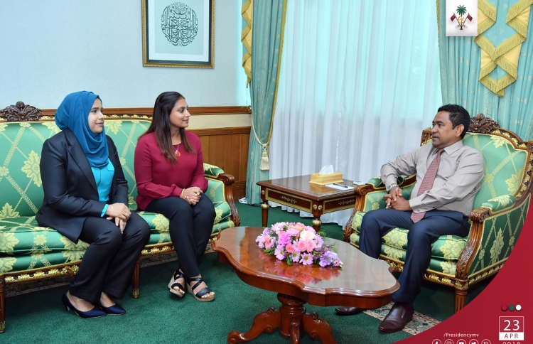 ރާއްޖޭގަ ޕީއެޗްޑީ ހެދި ބޭފުޅުންނާ ރައީސް ބައްދަލުކޮށްފި