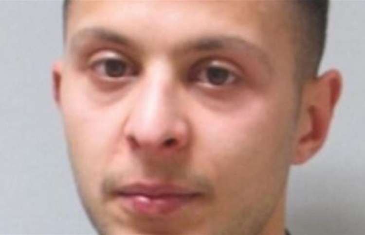 ޕެރިހުގައި ހަމަލާ ދިން މީހާ އަށް 20 އަހަރުގެ ޖަލު ހުކުމެއް