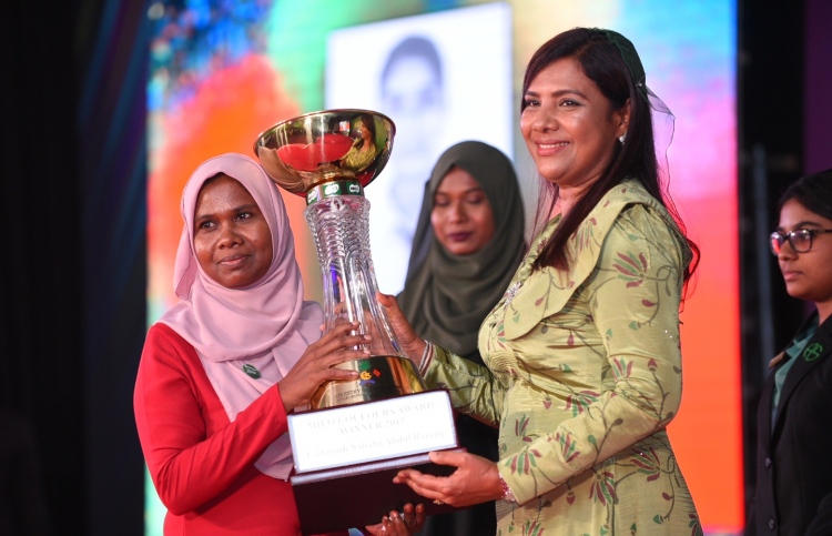 މި އަހަރުުގެ ކަލާސް އެވޯޑް ނަބާހާ އަށް