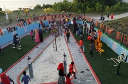 People exercise in an outdoor gym developed by a private association in Lh. Naifaru. PHOTO/JUVENILEif