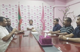 President Yameen meets with the leadership of PPM. PHOTO/AHMED NIHAN