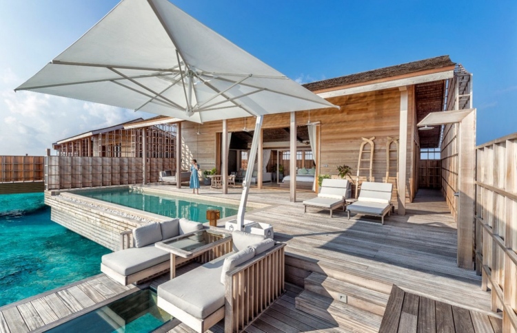 ކްރައުންގެ ރިސޯޓްތައް ޖުލައި 15 ގައި ނުހުޅުވާނެ