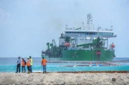 Ongoing reclamation of land to develop the link road between Hulhule and Hulhumale. PHOTO/HDC