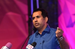 Economic minister Mohamed Saeed speaks at a rally in Hithadhoo, Addu. PHOTO/ASURUMA
