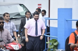Recently reinstated MP Sinan coming out of the Criminal Court on February 5, 2018. MIHAARU PHOTO / HUSSEN WAHEED