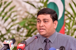 Chief government representative in the all party talks Dr Shainee speaking to reporters on Monday. MIHAARU PHOTO/NISHAN ALI