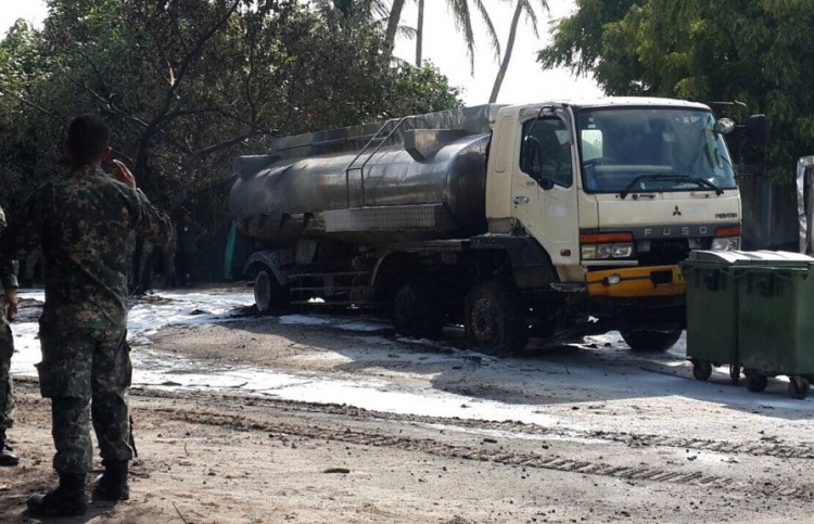 ގަމުގައި ތެޔޮ ބައުޒަރެއްގައި ރޯވެއްޖެ