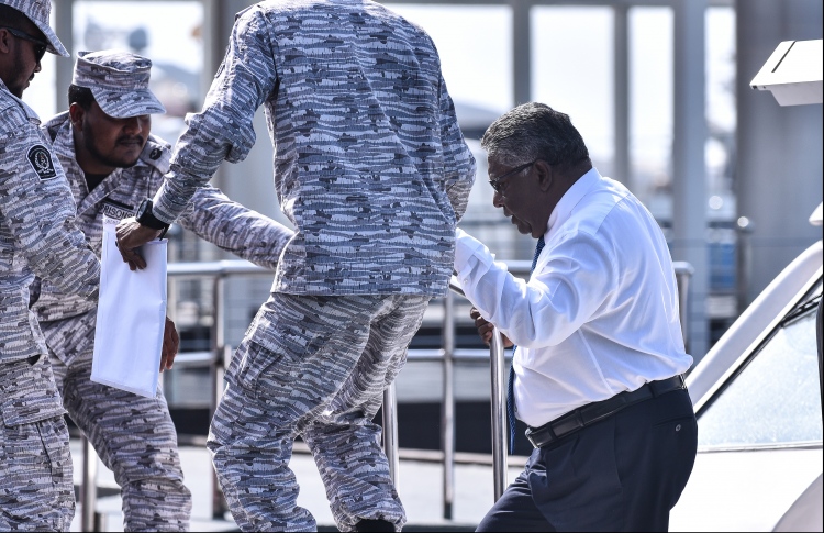 ސިއްހީ މައްސަލަތަކާ ގުޅިގެން އަލީ ހަމީދުގެ ޝަކުވާތައް