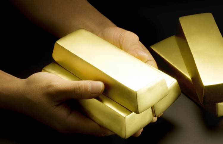 ފާހާނާގެ ޑަސްބިނުން މީހަކަށް ހަތް ގަނޑު ރަން ލިބިއްޖެ