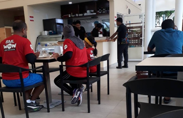 ފުޑް ކޯޓުގެ ފުރަތަމަ ކެފޭ ހުޅުވައިފި