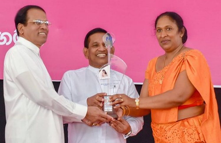 ސަރުކާރުގެ މުއައްސަސާތަކުން ކޮރަޕްޝަން ފުހެލާނަން: ސިރިސޭނާ