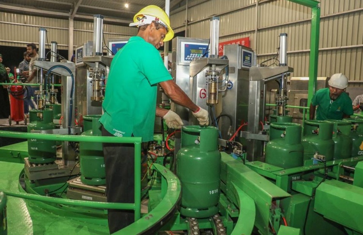 ގޭސް ލިބުން ދަތިވެ ބައެއް ރަށްރަށް ގޭހަށް ޖެހިއްޖެ