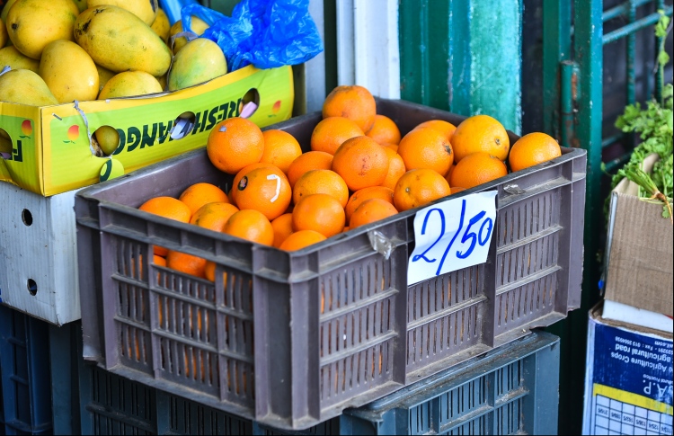 އެތެރެކުރުން ދަތިވެ، މާލެއިން އޮރެންޖް ހުސްވެއްޖެ