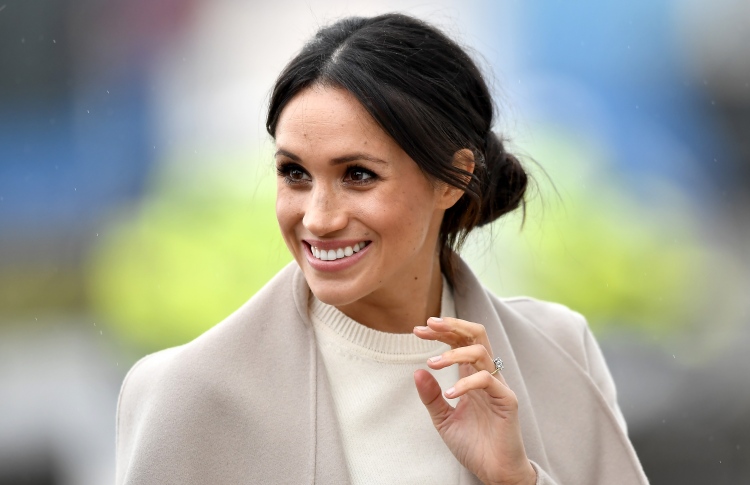 މޭގަން ކައިވެނިކުރާ އިރު ބައްޕަ ހޮސްޕިޓަލްގައި