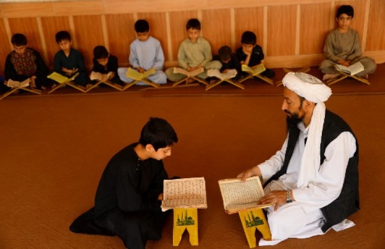 ސޫރަތްތައް ފަށާފައިވާ އަކުރުތަކުގެ މާނައަކީ ކޮބާ؟