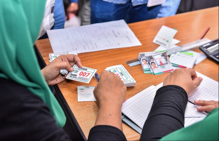 މުވައްޒަފަކު ވަކިކުރާކަށް ނާންގަން: ޓްރާންސްޕޯޓް