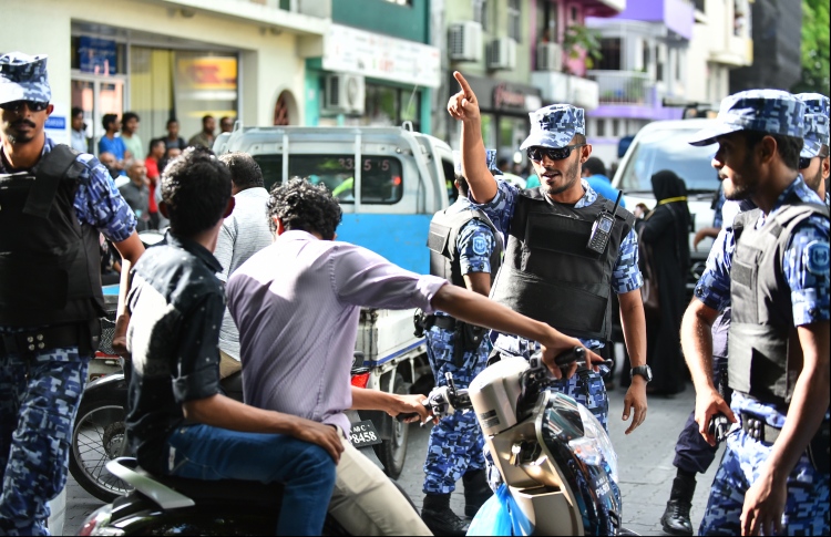 މާލޭގައި ޒުވާނަކަށް ތޫނު އެއްޗަކުން ހަމަލަދީފި