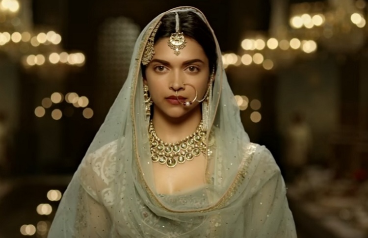 ޝަންހާއީ ފިލްމް ފެސްޓިވަލްގައި "ޕަދްމާވަތު" ވާދަ ކުރަނީ