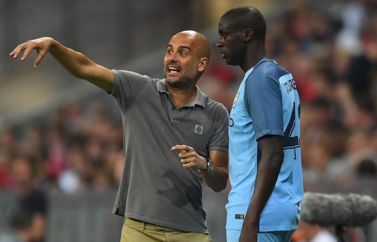 ކުޑަ މުސާރައެއްގައި ޔާޔާ ޓޫރޭ ވާދަވެރި ޓީމަކަށް