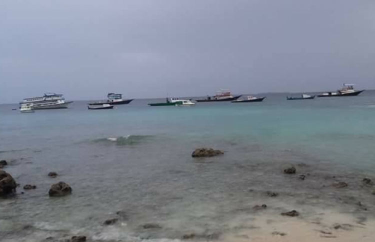 ފޯކައިދޫގެ ހަދާފައި އޮތް ބޭނުންނުކުރެވޭ ބަނދަރު!