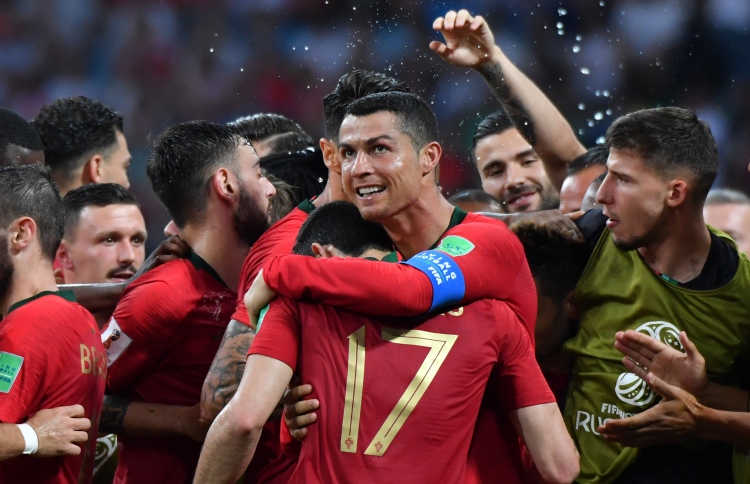 "ޕޯޗުގަލް ބަރޯސާވަނީ ރޮނާލްޑޯ އަށް އެކަންޏެއް ނޫން"