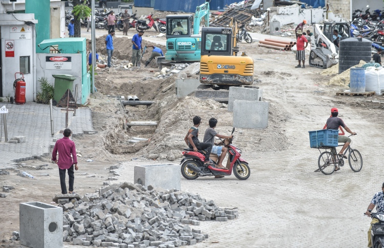 މަގުހެދުމުގެ މަސައްކަތާ އެކު ޓްރެފިކަށް ބަދަލުތަކެއް