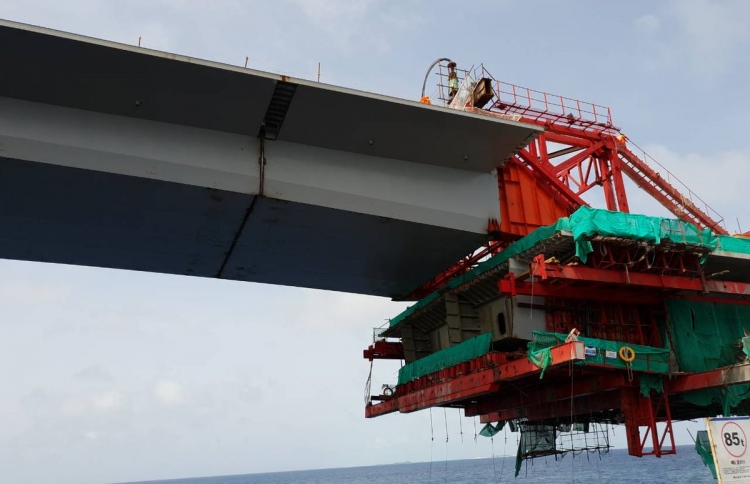 ބްރިޖްގެ ހުރިހާ ތަނބެއް އަންނަ މަހު ގުޅުވައި ނިމޭނެ