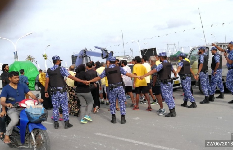 އެމްޑީޕީގެ ދުވުން ހުއްޓުވައި، ޗެއާޕާސަން ހައްޔަރުކޮށްފި