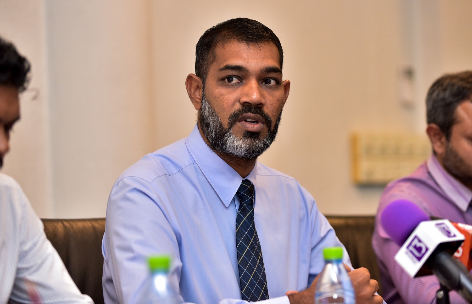 އެމްޕީއެލްގެ ކުރީގެ ސީއީއޯ އަބްދުލްރައްޒާގް ހިލްމީ. --- ފޮޓޯ: މިހާރު