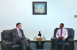 R to L: Foreign secretary Ahmed Sareer meets with Australian ambassador to the Maldives Bryce Hutchesson.