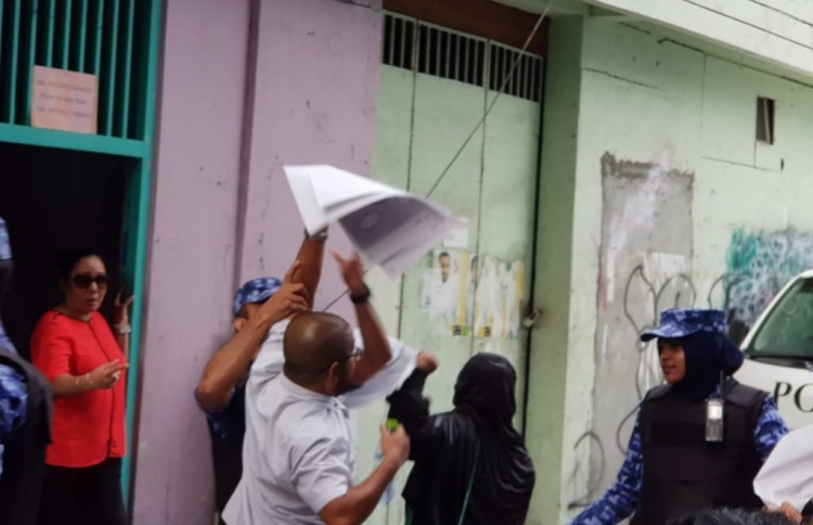 ނަގަނީ ވަކި މީހެއްގެ ޕޯސްޓަރަކަށް ވާތީއެއް ނޫން:ޕޮލިސް