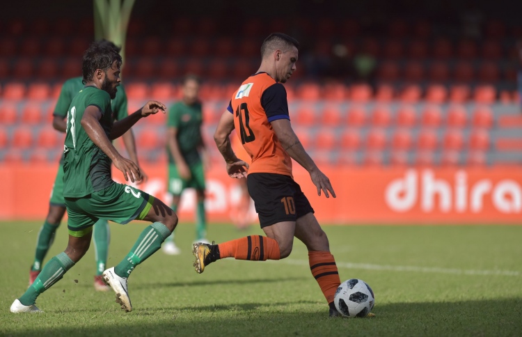 ފަހު ވަގުތު އީގަލްސް އަތުން މާޒިޔާ އަށް ޕޮއިންޓެއް