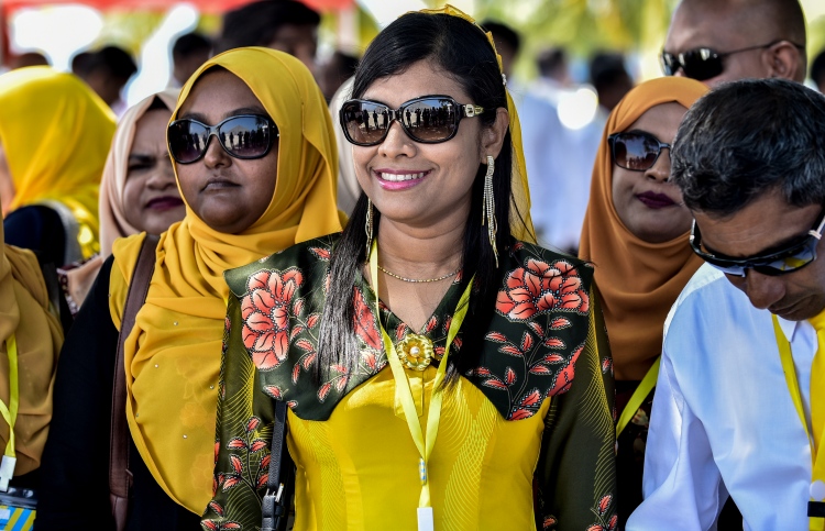 ރިސޯޓުގައި އުޅޭ މީހުންގެ ހައްގު ހޯދަން ނުކުންނަން ޖެހޭ