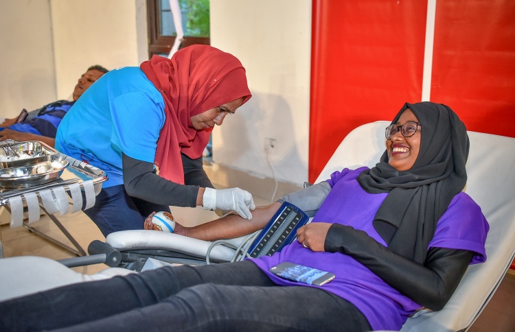 ލޭ ހަދިޔާކުރަން އެލިއާ އިން ބޭއްވި ކޭމްޕު ކާމިޔާބު