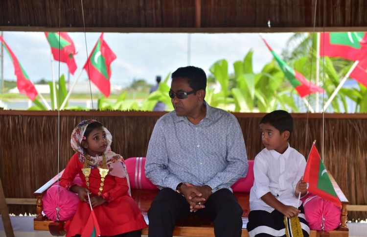 ފިއްތުންތަކާ ހުރެ ބޮޑެތި މަޝްރޫއުތައް ނުހިންގޭ: ރައީސް