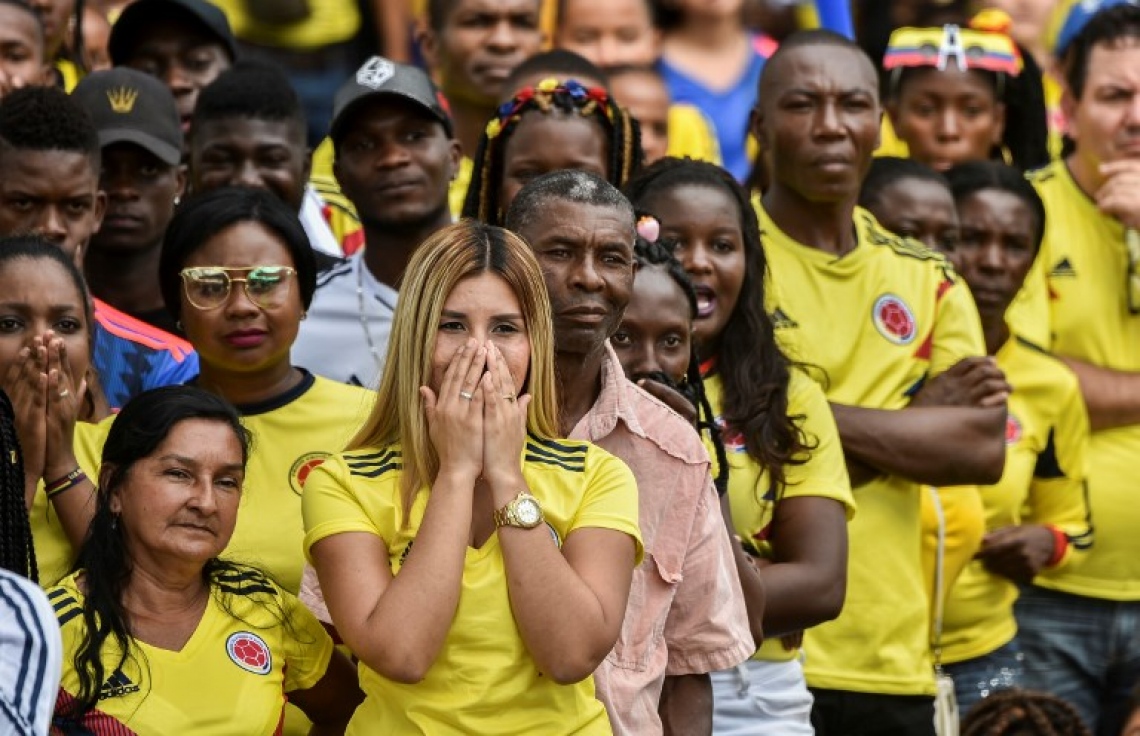 މޮސްކޯ: ޖުލައި 3، 2018: ވޯލްޑް ކަޕް ފުޓްބޯޅަ މުބާރާތުގައި އިންގްލެންޑް އާ ކޮލަމްބިއާ ކުޅުނު މެޗުގައި ކޮލަމްބިއާގެ ސަޕޯޓަރުންތަކެއް: ވޯލްޑް ކަޕް ފުޓްބޯޅަ މުބާރާތުގައި ޕެނަލްޓީ ޖަހައިގެން ކޮލަމްބިއާ އަތުން 4-3 އިން މޮޅުވެ އިންގްލެންޑް މުބާރާތުގެ ކުއާޓާ ފައިނަލުން ވަނީ ފުރުސަތު ހޯދައިފައި.-- ފޮޓޯ: އޭއެފްޕީ