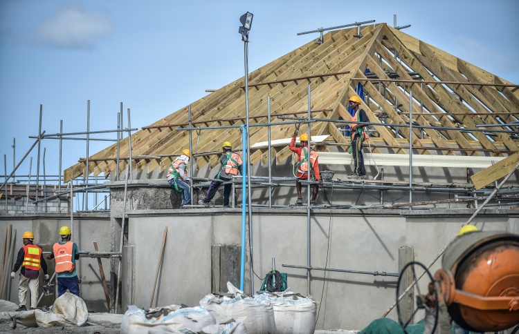 އެނބޫދޫފަޅުގެ ފުރަތަމަ ފިޔަވަހި މިއަހަރުގެ ނިޔަލަށް