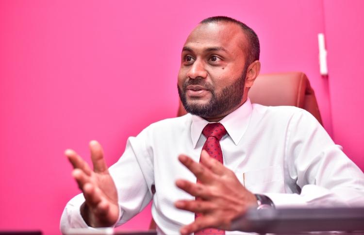 ޝަހީމްގެ ފުރަތަމަ ކެމްޕޭން ދަތުރު އުފަން އަތޮޅަށް