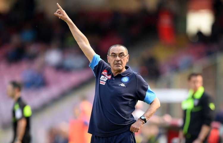 ޗެލްސީން ކޮންޓޭ ވަކިކޮށްފި، ސާރީއާ ޓީމު ހަވާލުކުރަނީ