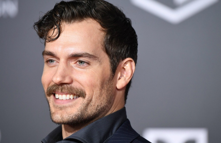 "ސުޕަމޭން" ދެއްކި ވާހަކައަކުން މާފަށް އެދެން ޖެހިއްޖެ