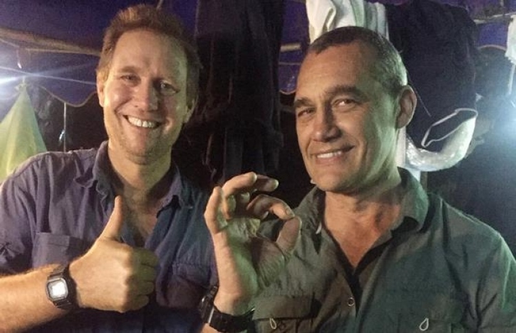 އޮސްޓްރޭލިއާގެ ދެ ޑައިވަރުންނަށް އިމްތިޔާޒްތަކެއް ދިން