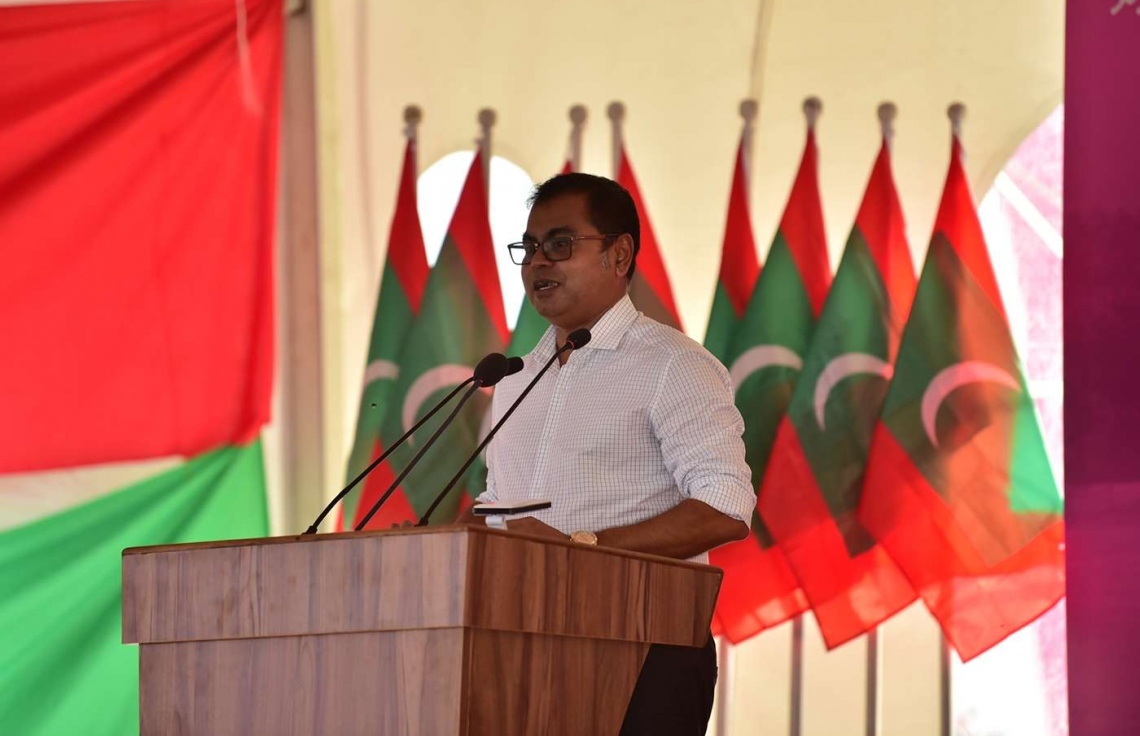 ހއ. އިހަވަންދޫ: ޖުލައި 17، 2018: އިހަވަންދޫ ނަރުދަމާ ނިޒާމު ރަސްމީކޮށް އިފްތިތާހު ކުރުމަށް ބޭއްވި ރަސްމިއްޔާތުގައި އެންވާރުމަންޓު މިނިސްޓަރު ތޯރިގު އިބްރާހިމް ވާހަކަ ދައްވަނީ.-- ފޮޓޯ: ރައީސް އޮފީސް