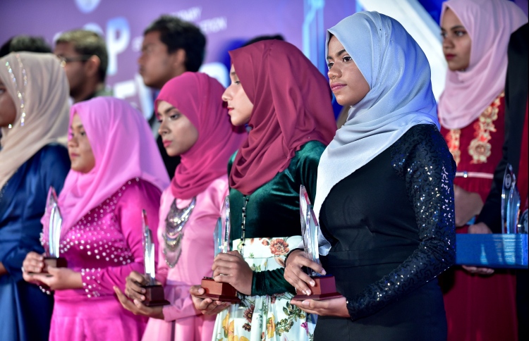 އޭލެވެލްގެ ގަދަ 10 ގެ ޖަލްސާ އާދިއްތަ ދުވަހުގެ ރޭ