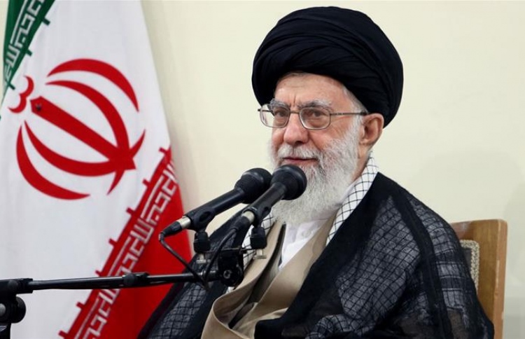 ގަލްފުގެ ތެޔޮ ހުއްޓުވާނެކަމުގެ އިޝާރާތެއް އީރާނުން ދީފި